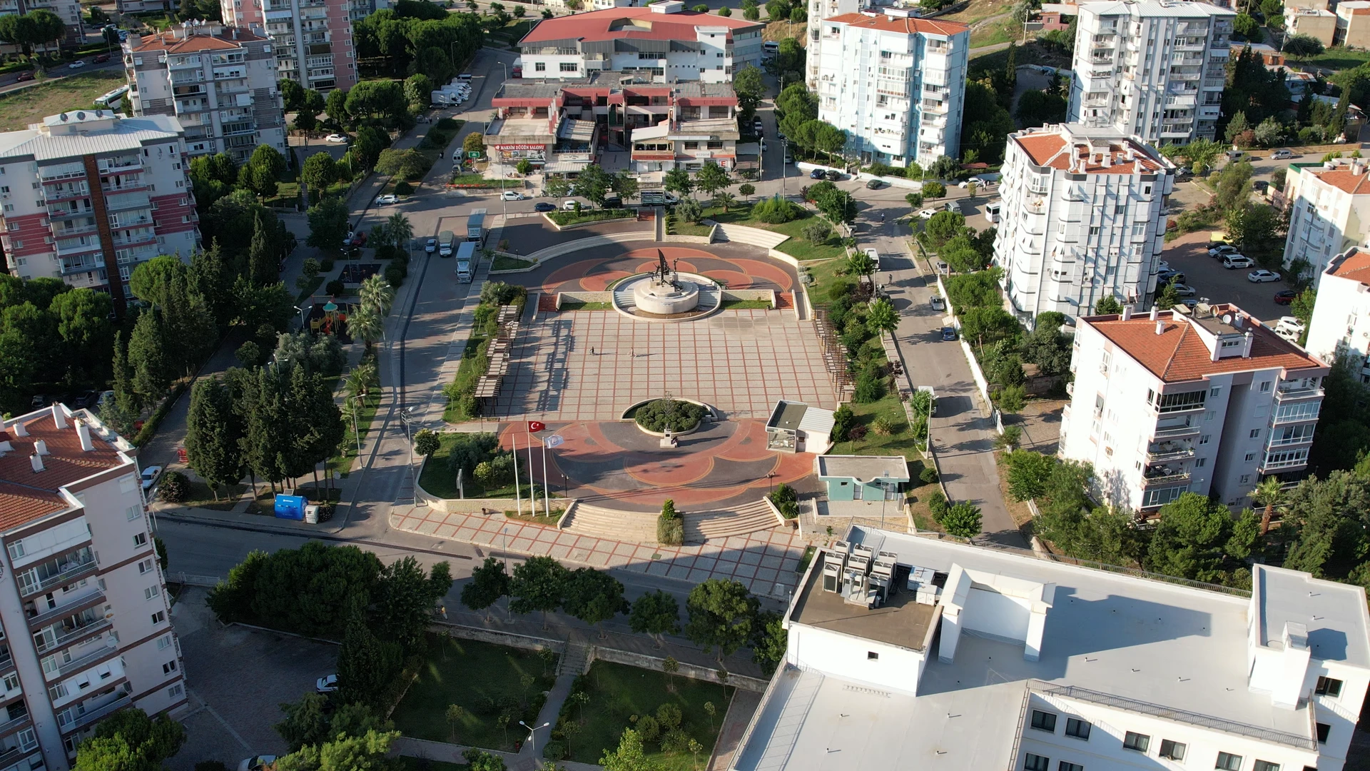 Köse Basında Satılık 185m² Satılık İIsş Yeri