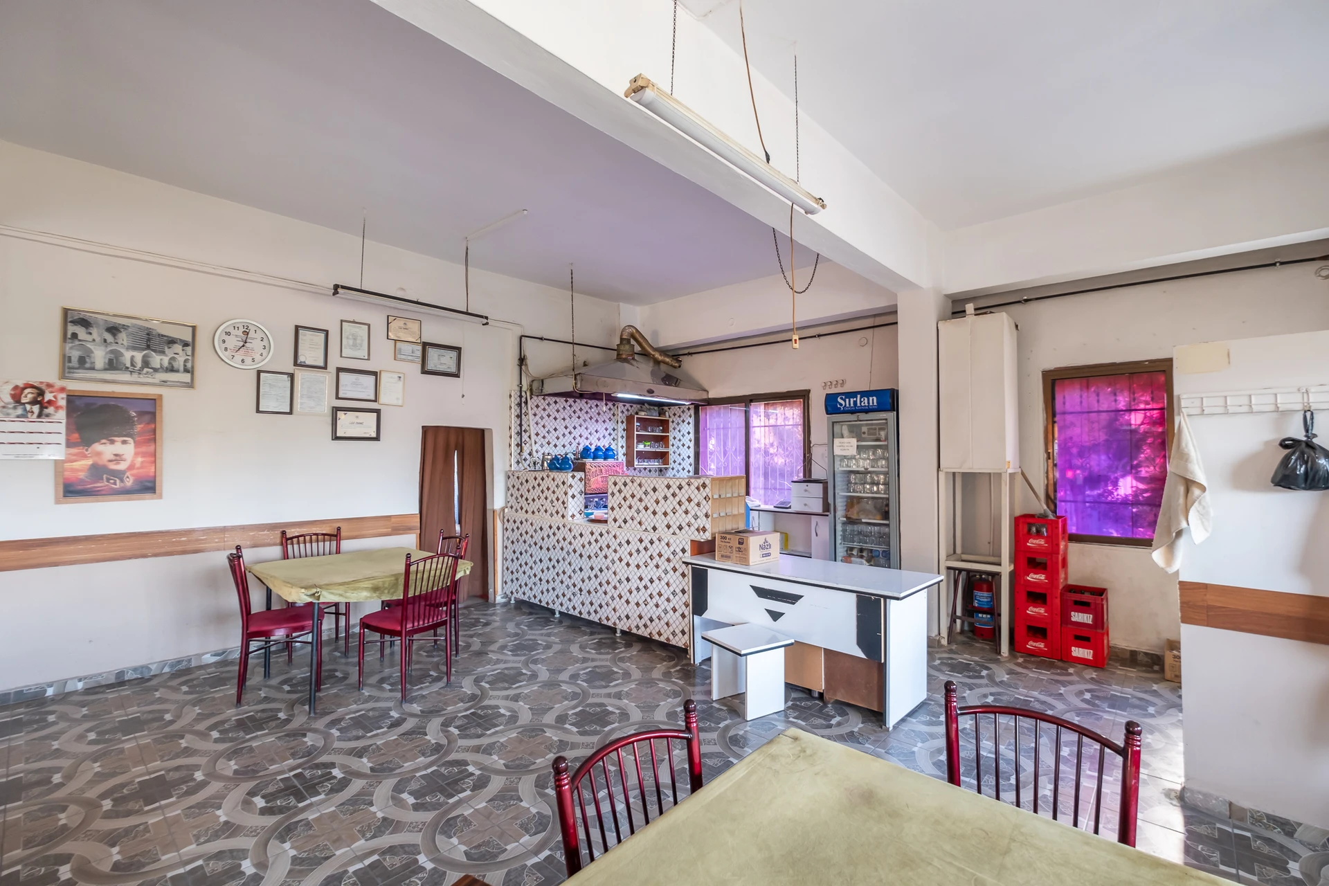 Köse Basında Satılık 185m² Satılık İIsş Yeri