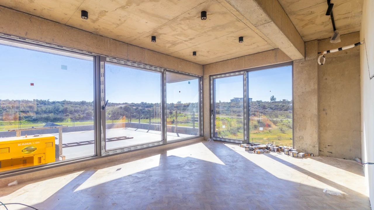 Çok Özel Mimarili 359 m2²,Lara Hille 400m2 Müstakil Havuzlu