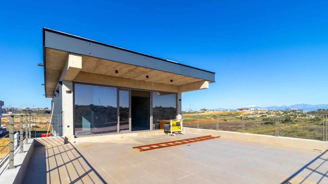 Çok Özel Mimarili 359 m2²,Lara Hille 400m2 Müstakil Havuzlu