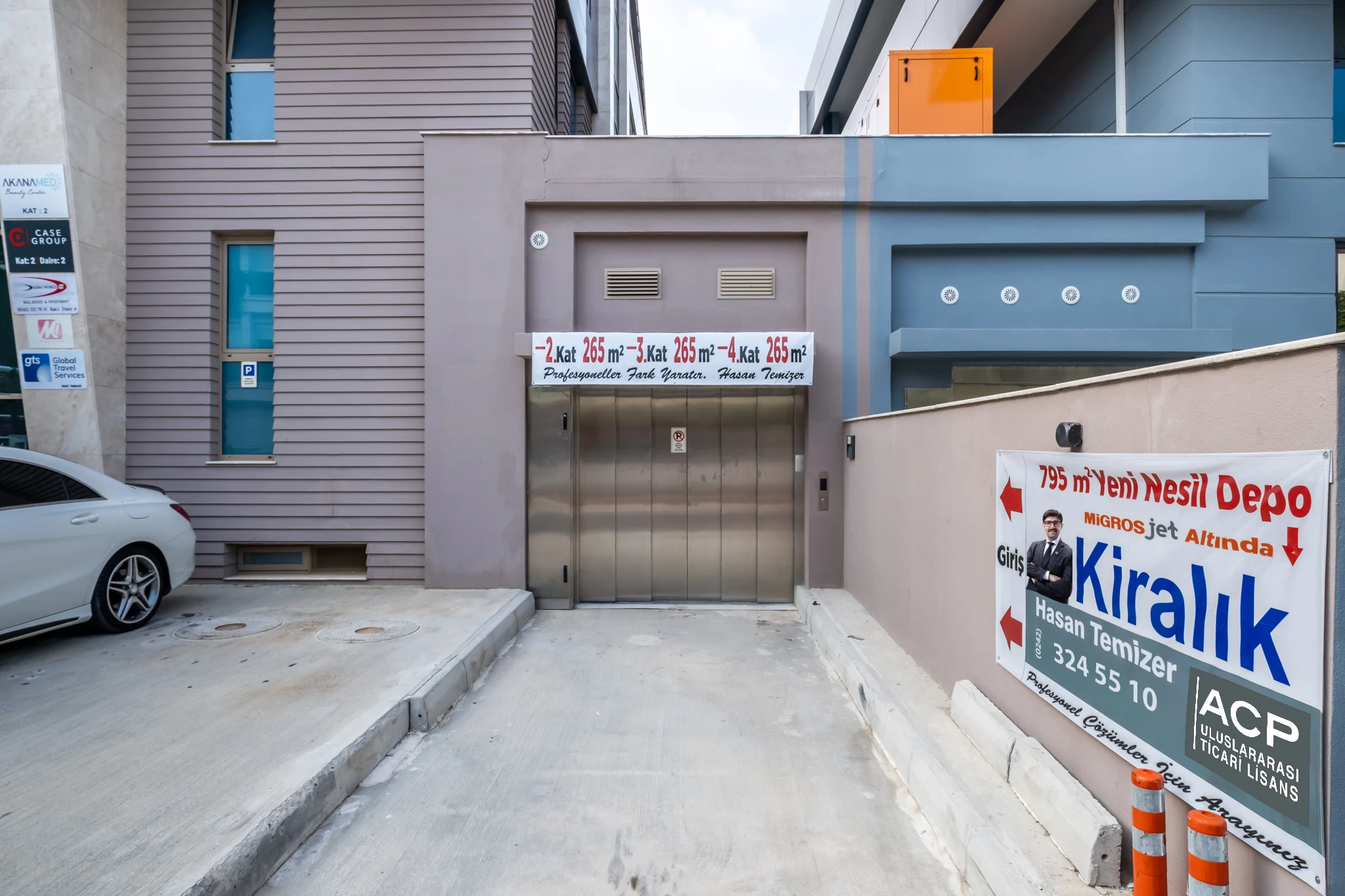 Barınaklar Blv.MigrosJet Altında 795m² Yeni Nesil Asansörlü Depo